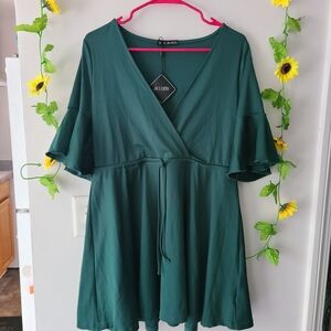 Nwt Jillumi Medium Casual vneck Ruffle Sleeve Dress
